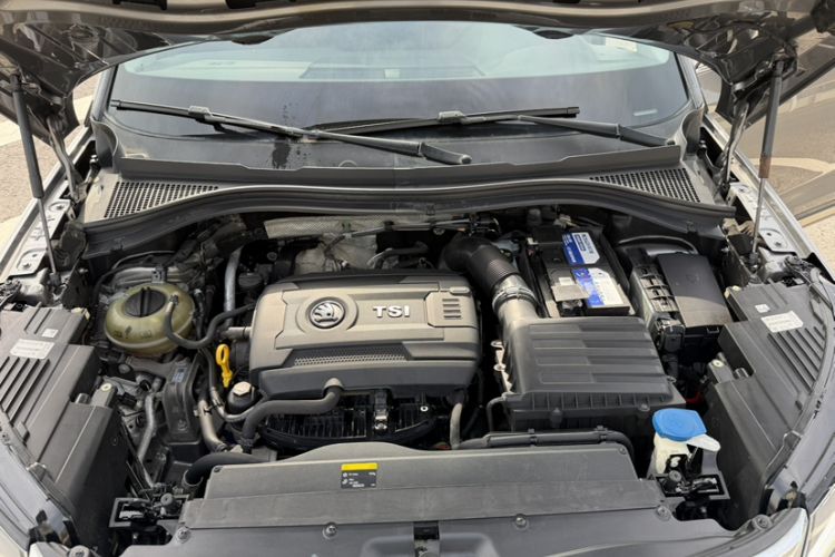 Used Skoda Kodiaq 2018 TSI330 7-Seater Two-Wheel-Drive Luxury Enjoyment Edition Engine Bay