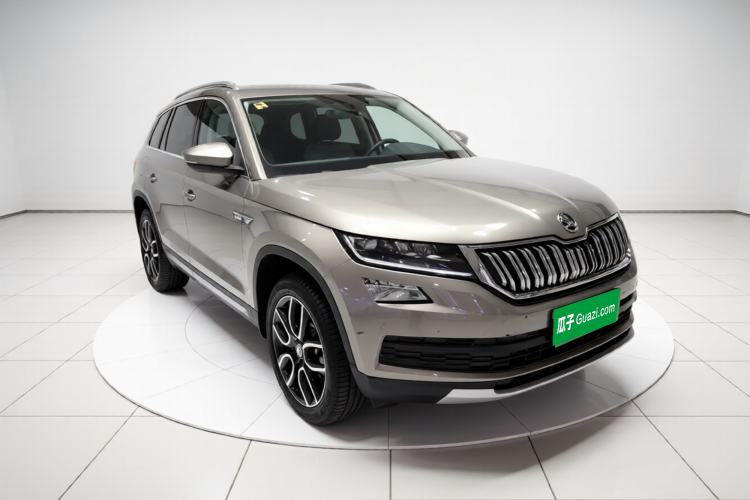 Used Skoda Kodiaq 2018 TSI330 7-Seater Two-Wheel-Drive Luxury Enjoyment Edition Exterior 2