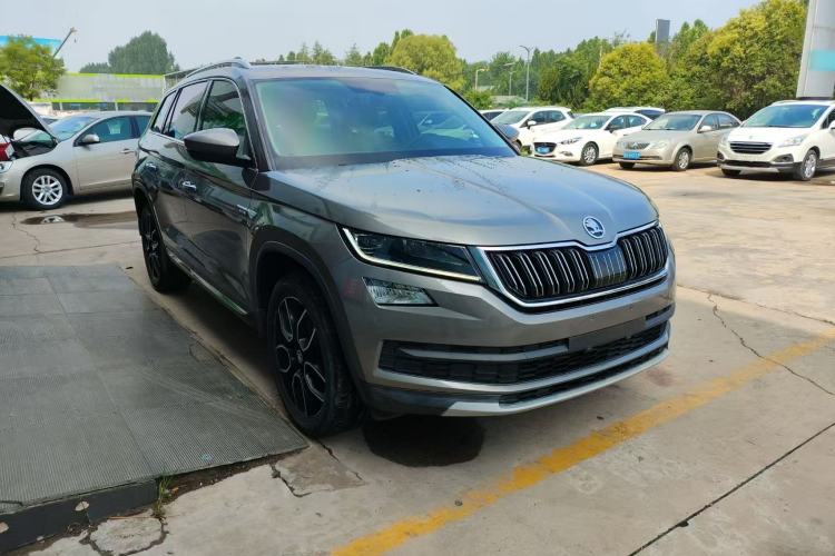 Used Skoda Kodiaq 2018 Restyled TSI330 7-Seater Two-Wheel Drive Luxury Enjoyment Edition Exterior 2