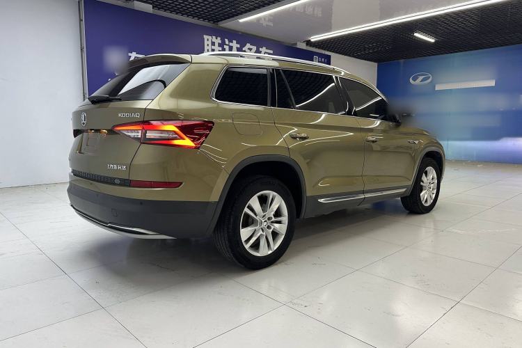 Used Skoda Kodiaq 2018 Facelifted TSI330 5-Seater Two-Wheel-Drive Luxury Enjoyment Edition Exterior 4