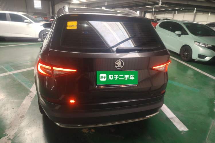 Used Skoda Kodiaq 2018 Restyled TSI330 7-Seater Two-Wheel Drive Luxury Tech Edition Exterior 4