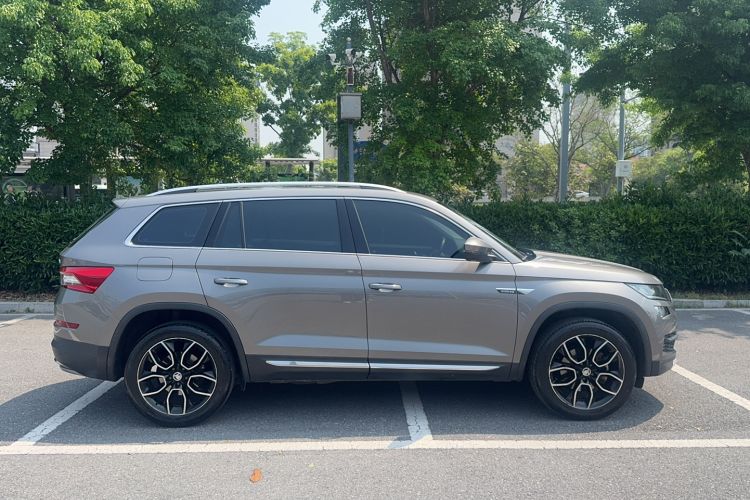 Used Skoda Kodiaq 2018 Restyled TSI330 7-Seater Two-Wheel Drive Luxury Enjoyment Edition Exterior 4