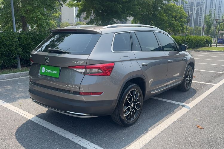 Used Skoda Kodiaq 2018 Restyled TSI330 7-Seater Two-Wheel Drive Luxury Enjoyment Edition Exterior 5