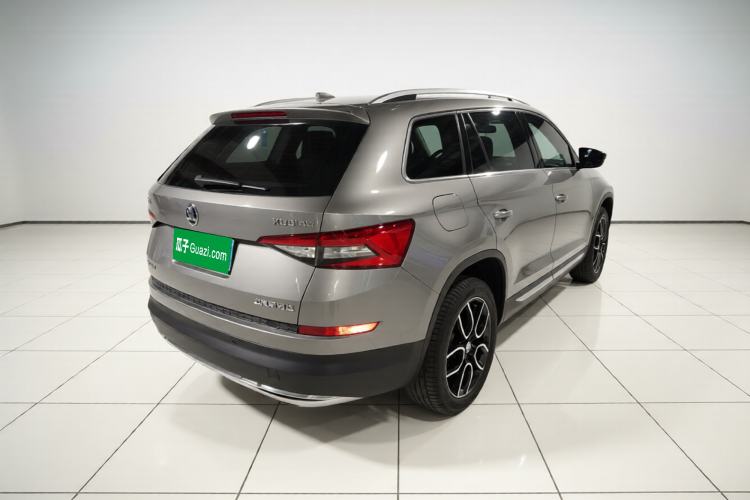 Used Skoda Kodiaq 2018 TSI330 7-Seater Two-Wheel-Drive Luxury Enjoyment Edition Exterior 5