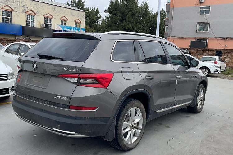 Used Skoda Kodiaq 2018 TSI330 7-Seater Two-Wheel-Drive Luxury Enjoyment Edition Exterior 5