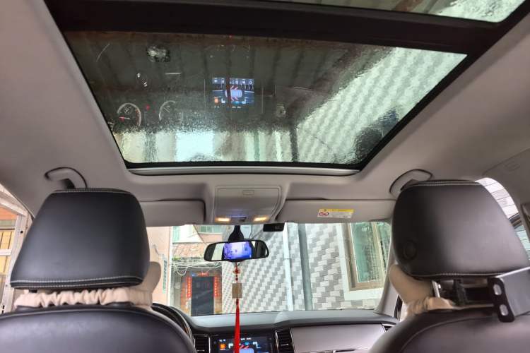 Used Skoda Kodiaq 2018 Facelifted TSI330 5-Seater Two-Wheel-Drive Comfort Edition Headliner