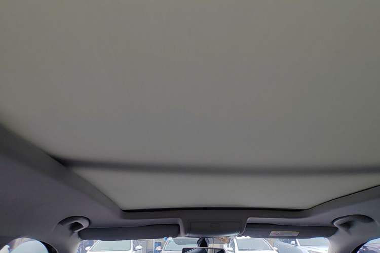 Used Skoda Kodiaq 2018 TSI330 5-Seater Two-Wheel-Drive Luxury Edition Headliner