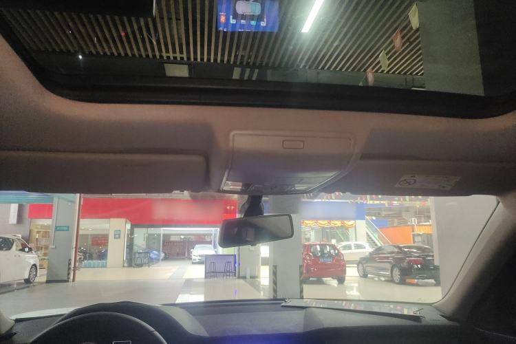 Used Skoda Kodiaq 2018 Facelifted TSI330 5-Seater Two-Wheel-Drive Comfort Edition Headliner