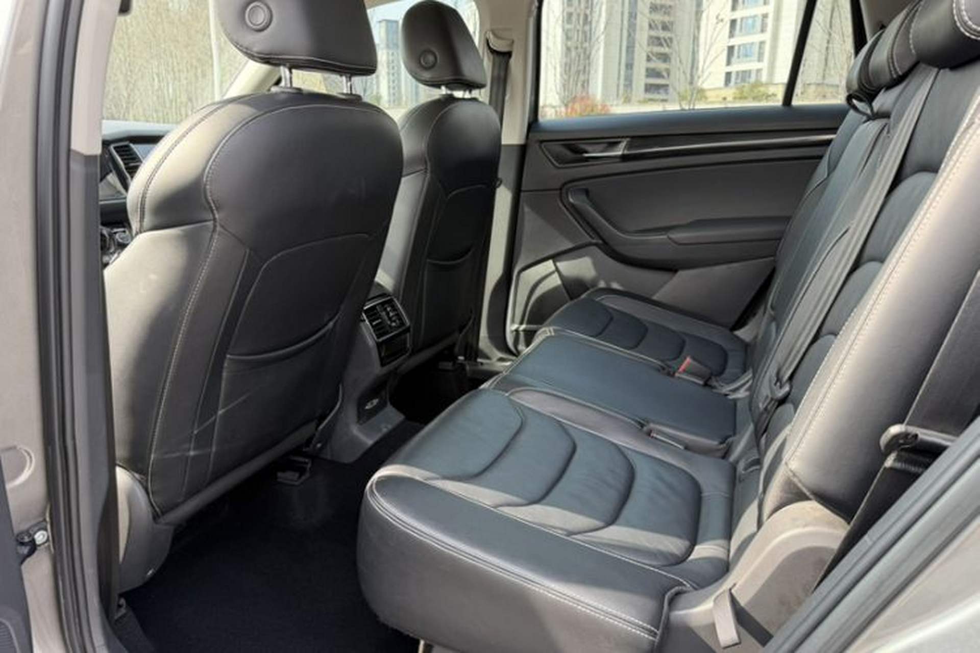 Used Skoda Kodiaq 2018 TSI330 7-Seater Two-Wheel-Drive Luxury Enjoyment Edition Interior 3