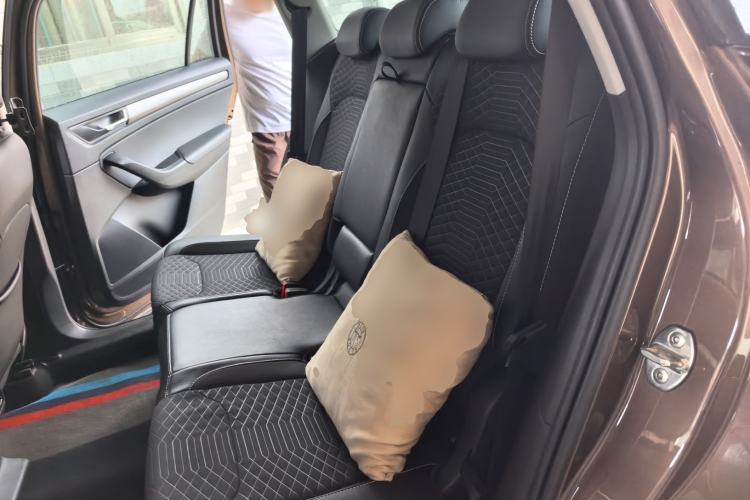Used Skoda Kodiaq 2018 Facelifted TSI330 5-Seater Two-Wheel-Drive Comfort Edition Left Rear Seat