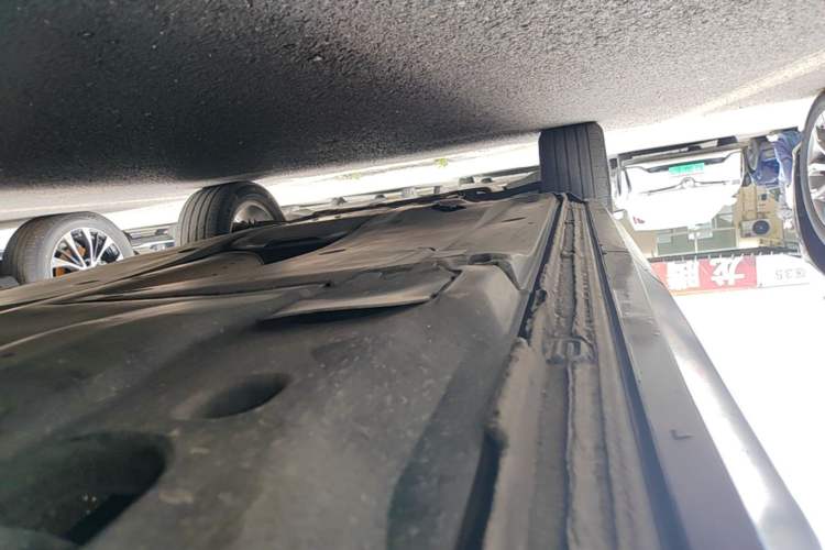 Used Skoda Kodiaq 2018 TSI330 5-Seater Two-Wheel-Drive Luxury Edition Left Side Sill