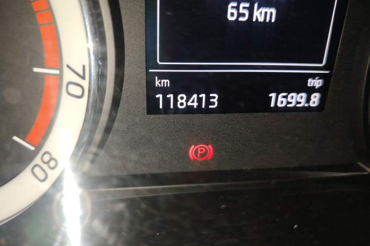 Used Skoda Kodiaq 2018 TSI330 7-Seater Two-Wheel-Drive Luxury Enjoyment Edition Odometer Close Up