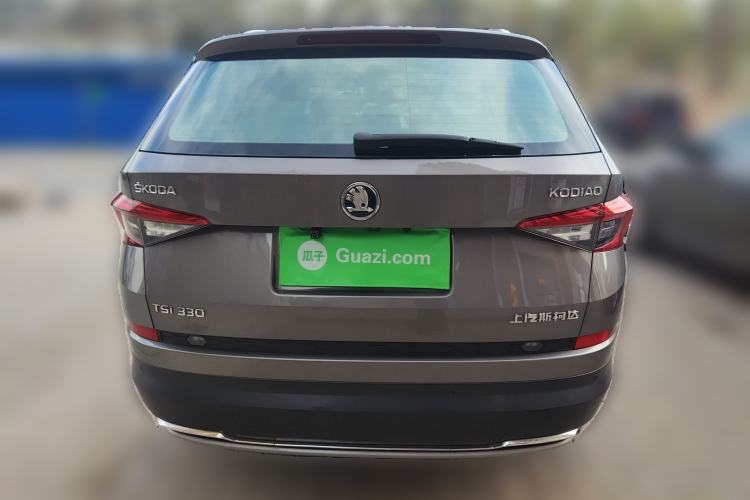 Used Skoda Kodiaq 2018 Facelifted TSI330 5-Seater Two-Wheel-Drive Luxury Enjoyment Edition Rear