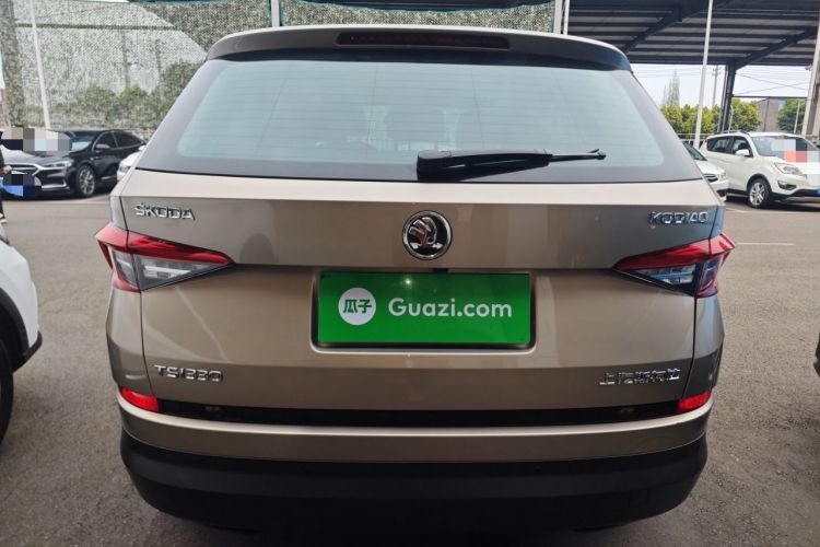 Used Skoda Kodiaq 2018 Facelifted TSI330 5-Seater Two-Wheel-Drive Comfort Edition Rear
