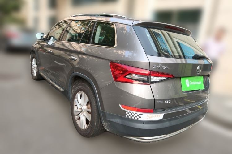 Used Skoda Kodiaq 2018 TSI330 5-Seater Two-Wheel Drive Comfort Edition Rear Left 45 Deg