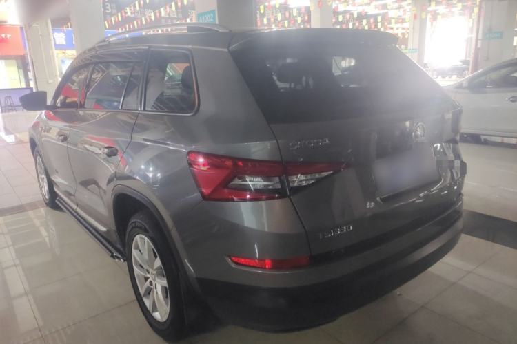 Used Skoda Kodiaq 2018 Facelifted TSI330 5-Seater Two-Wheel-Drive Comfort Edition Rear Left 45 Deg