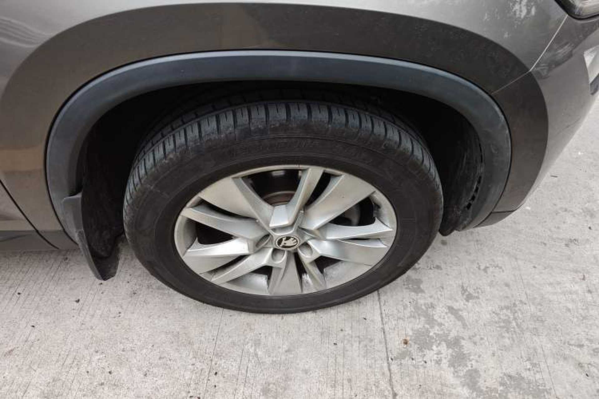 Used Skoda Kodiaq 2018 Facelifted TSI330 5-Seater Two-Wheel-Drive Luxury Enjoyment Edition Right Front Wheel Hub