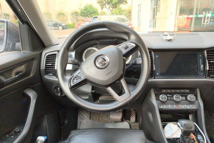 Used Skoda Kodiaq 2018 TSI330 5-Seater Two-Wheel Drive Comfort Edition Steering Wheel