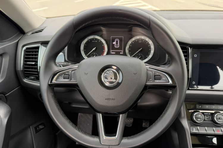 Used Skoda Kodiaq 2018 TSI330 7-Seater Two-Wheel-Drive Luxury Enjoyment Edition Steering Wheel