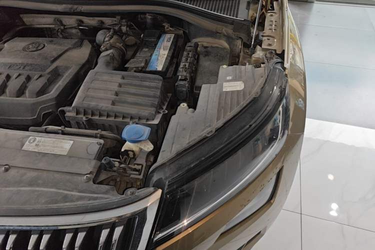Used Skoda Kodiaq 2018 Facelifted TSI330 5-Seater Two-Wheel-Drive Luxury Enjoyment Edition Engine Bay Left