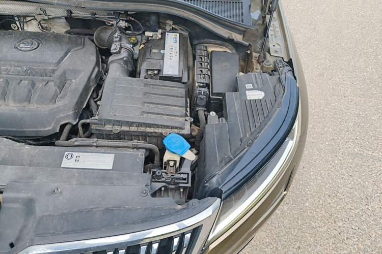 Used Skoda Kodiaq 2018 Facelifted TSI330 5-Seater Two-Wheel-Drive Luxury Enjoyment Edition Engine Bay Left