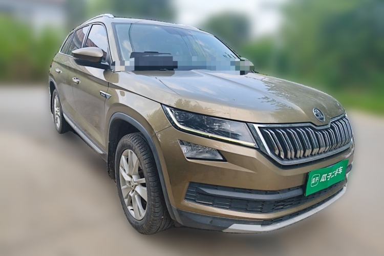 Used Skoda Kodiaq 2018 Facelifted TSI330 5-Seater Two-Wheel-Drive Luxury Enjoyment Edition Front Right 45 Deg