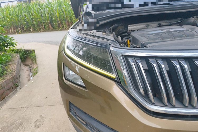 Used Skoda Kodiaq 2018 Facelifted TSI330 5-Seater Two-Wheel-Drive Luxury Enjoyment Edition Right Front Headlight