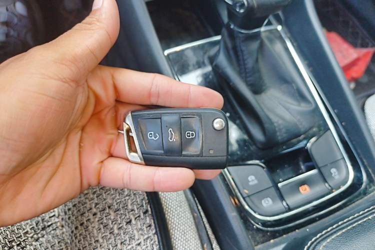 Used Skoda Kodiaq 2018 Facelifted TSI330 5-Seater Two-Wheel-Drive Luxury Enjoyment Edition Vehicle Key