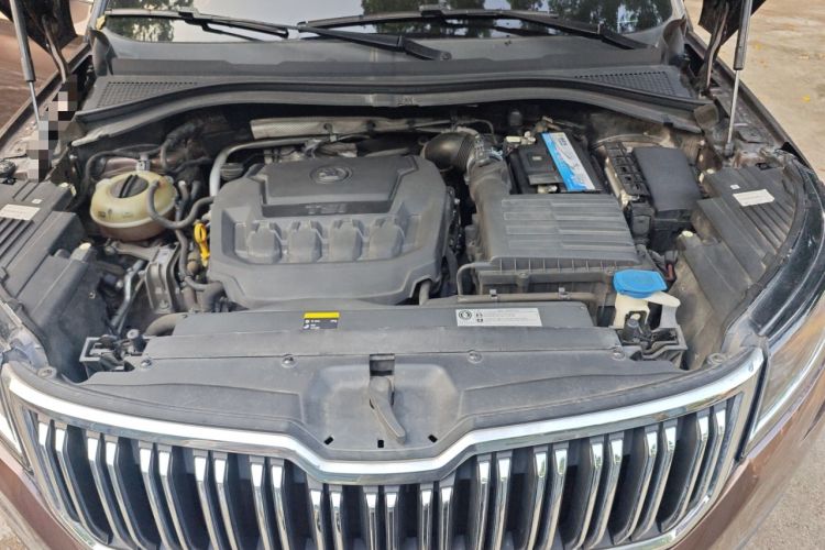 Used Skoda Kodiaq 2018 Facelifted TSI330 5-Seater Two-Wheel-Drive Luxury Enjoyment Edition Engine Bay