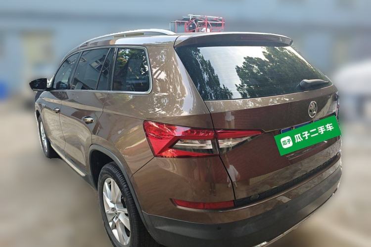 Used Skoda Kodiaq 2018 Facelifted TSI330 5-Seater Two-Wheel-Drive Luxury Enjoyment Edition Rear Left 45 Deg