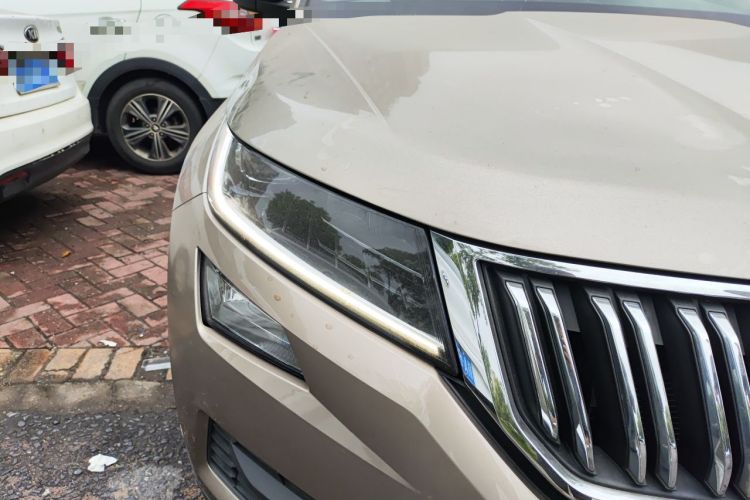 Used Skoda Kodiaq 2018 Restyled TSI330 7-Seater Two-Wheel Drive Luxury Enjoyment Edition Right Front Headlight