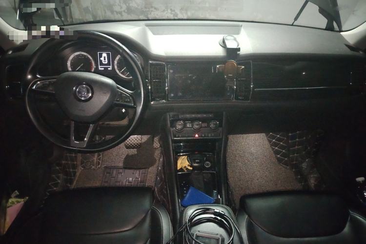 Used Skoda Kodiaq 2018 TSI330 7-Seater Two-Wheel-Drive Luxury Enjoyment Edition Center Console