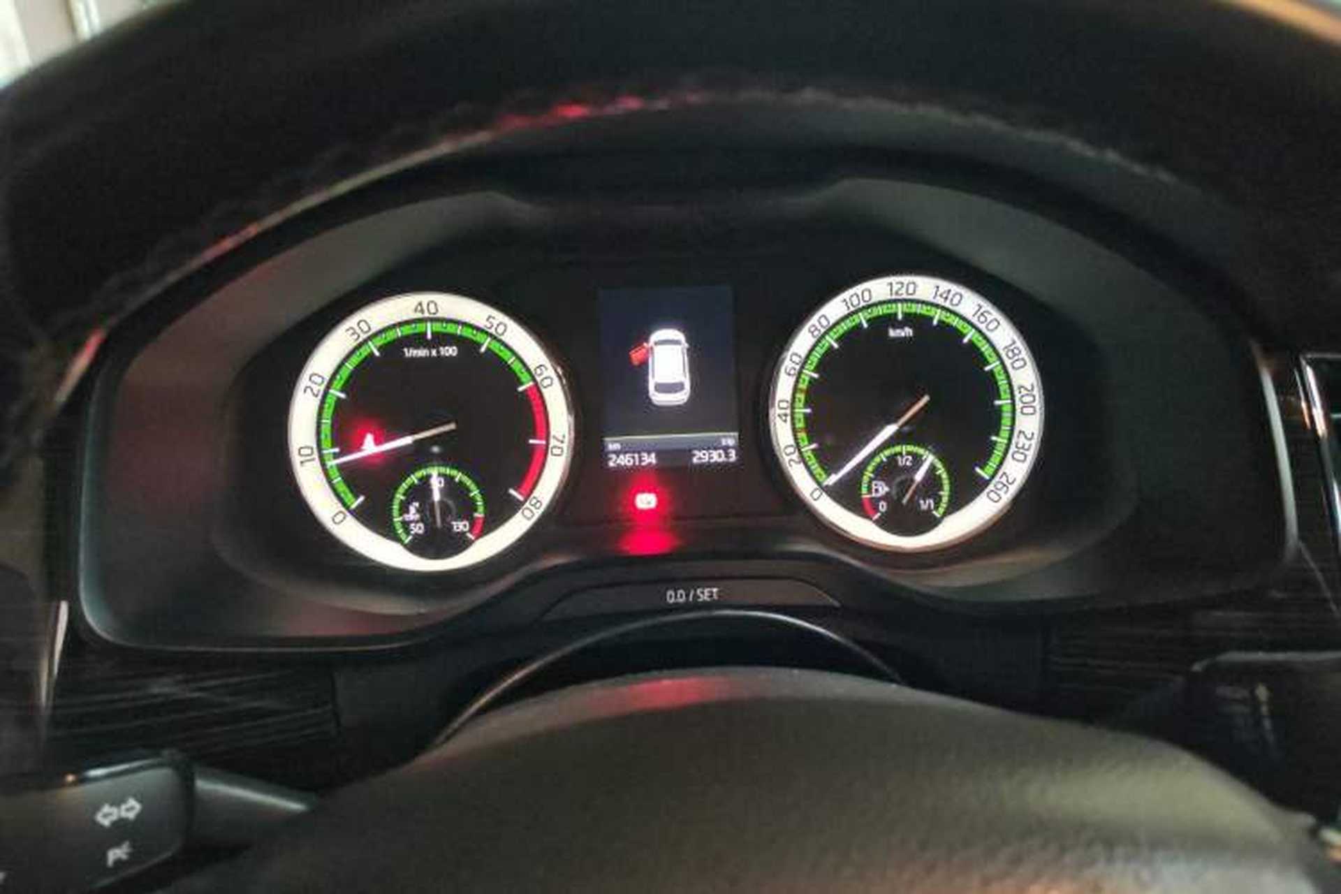 Used Skoda Kodiaq 2018 TSI380 7-Seater Four-Wheel-Drive Flagship Edition Instrument Cluster