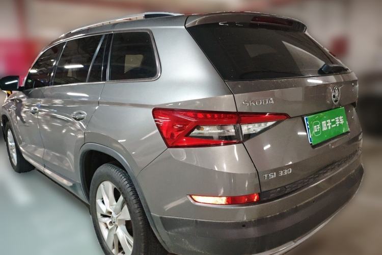 Used Skoda Kodiaq 2018 Facelifted TSI330 5-Seater Two-Wheel-Drive Luxury Enjoyment Edition Rear Left 45 Deg