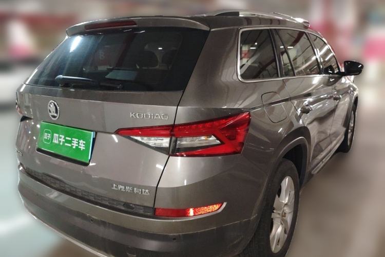 Used Skoda Kodiaq 2018 Facelifted TSI330 5-Seater Two-Wheel-Drive Luxury Enjoyment Edition Rear Right 45 Deg