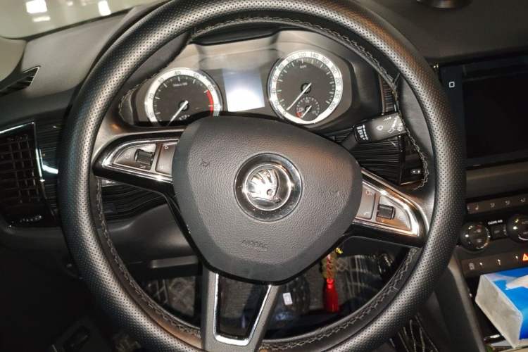 Used Skoda Kodiaq 2018 Facelifted TSI330 5-Seater Two-Wheel-Drive Luxury Enjoyment Edition Steering Wheel