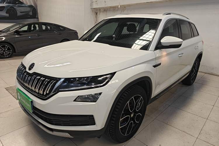 Ojetý Skoda Kodiaq 2018 Restyled TSI330 7-Seater Two-Wheel Drive Luxury Enjoyment Edition Guazi used car, China used car export, Used car for sale, Used  cars, Cheapest cars for sale
