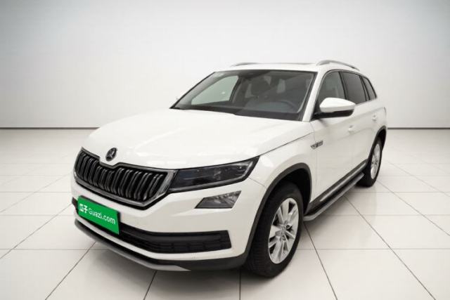 Ojetý Skoda Kodiaq 2018 TSI330 5-Seater Two-Wheel-Drive Luxury Enjoyment Edition