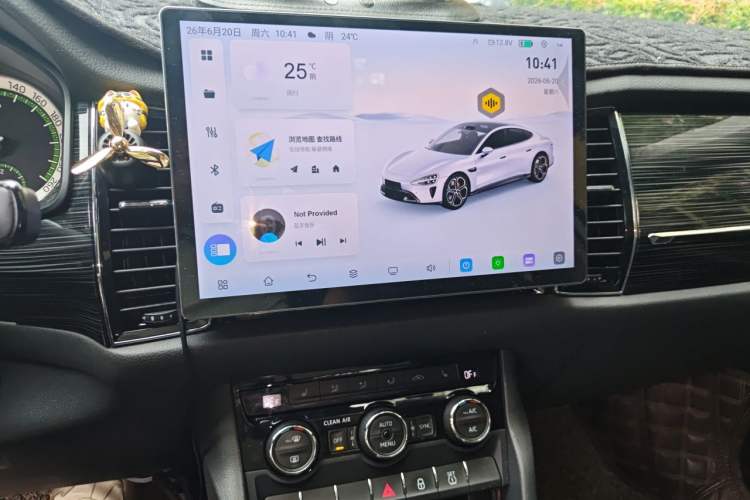 Used Skoda Kodiaq 2018 Restyled TSI330 7-Seater Two-Wheel Drive Luxury Enjoyment Edition Audio And AC Panel