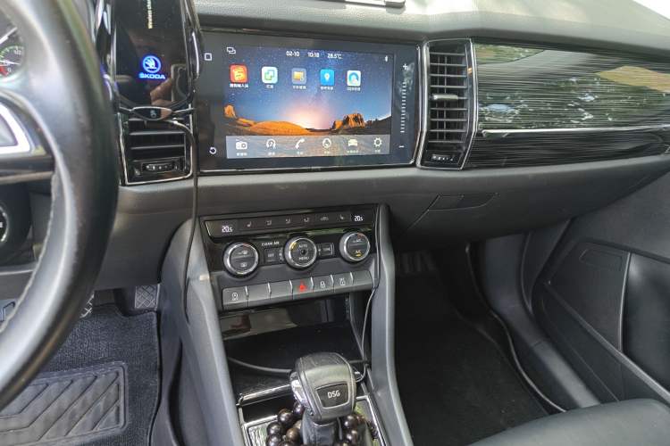 Used Skoda Kodiaq 2018 TSI330 7-Seater Two-Wheel-Drive Luxury Enjoyment Edition Audio And AC Panel