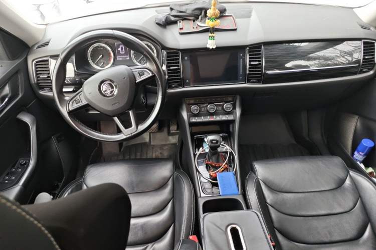Used Skoda Kodiaq 2018 Restyled TSI330 7-Seater Two-Wheel Drive Luxury Enjoyment Edition Center Console
