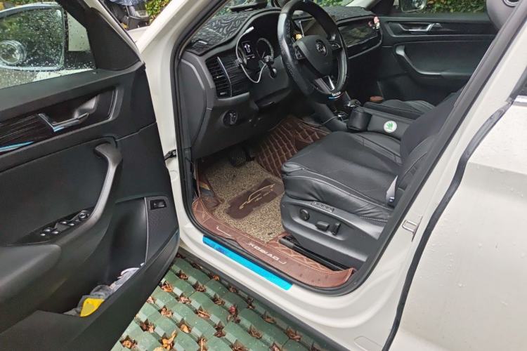 Used Skoda Kodiaq 2018 Restyled TSI330 7-Seater Two-Wheel Drive Luxury Enjoyment Edition Driver Seat
