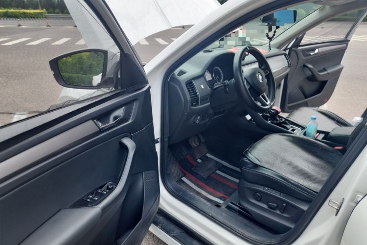 Used Skoda Kodiaq 2018 Facelifted TSI330 5-Seater Two-Wheel-Drive Comfort Edition Driver Seat