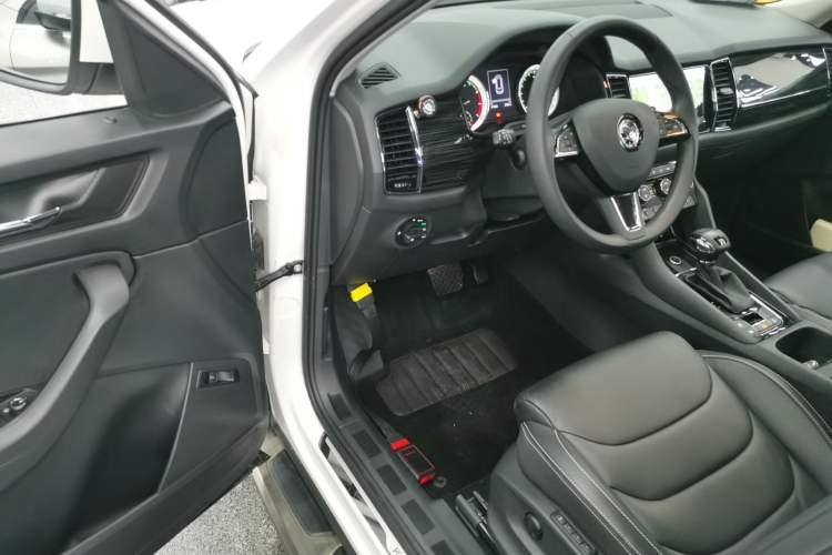 Used Skoda Kodiaq 2018 TSI330 5-Seater Two-Wheel-Drive Luxury Enjoyment Edition Driver Seat