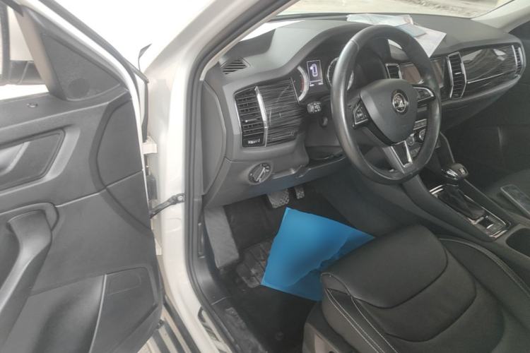 Used Skoda Kodiaq 2018 Facelifted TSI330 5-Seater Two-Wheel-Drive Luxury Enjoyment Edition Driver Seat