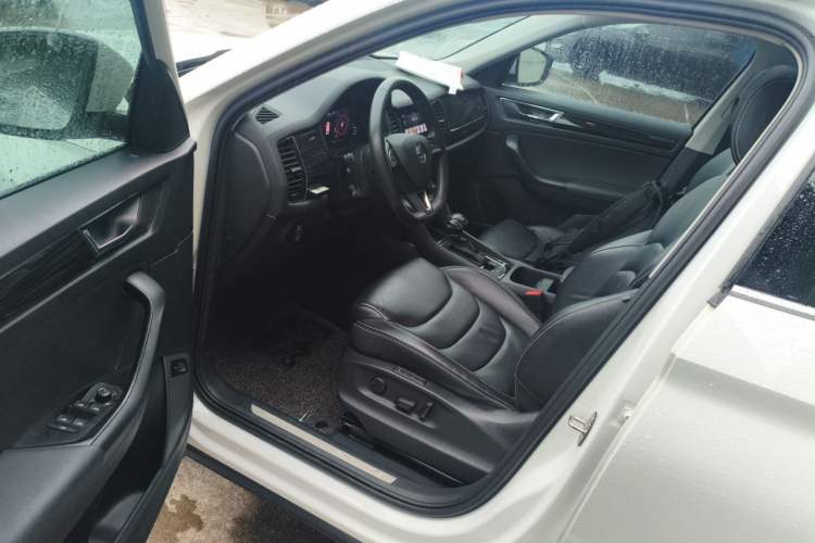 Used Skoda Kodiaq 2018 TSI380 7-Seater Four-Wheel-Drive Flagship Edition Driver Seat