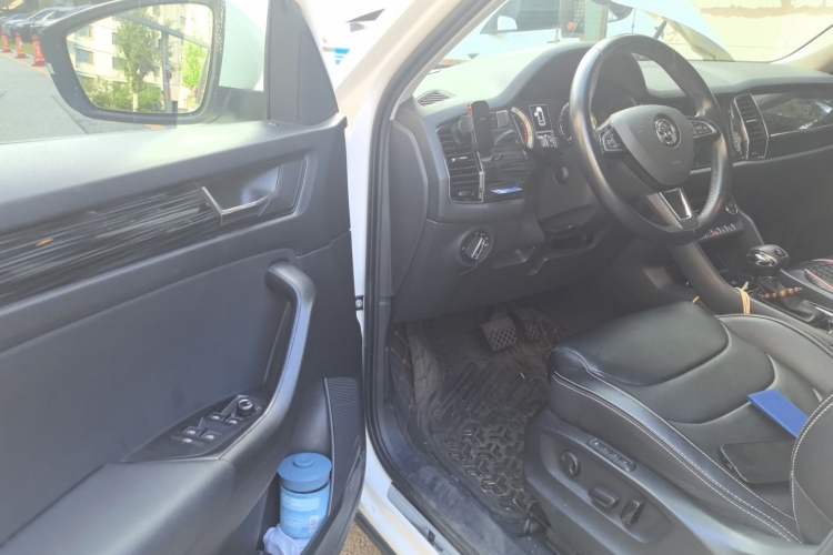 Used Skoda Kodiaq 2018 Facelifted TSI330 5-Seater Two-Wheel-Drive Luxury Enjoyment Edition Driver Seat