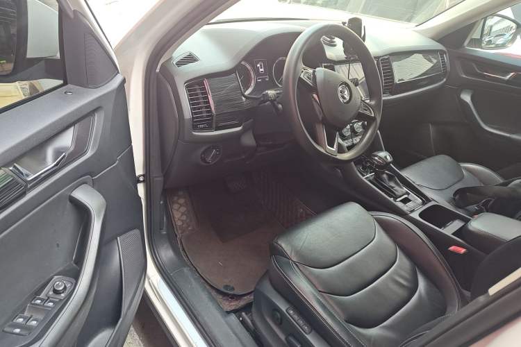 Used Skoda Kodiaq 2018 TSI330 7-Seater Two-Wheel-Drive Luxury Enjoyment Edition Driver Seat