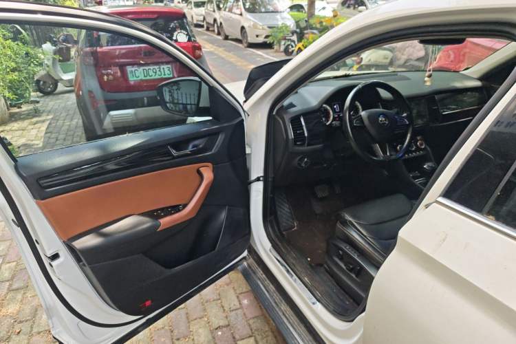Used Skoda Kodiaq 2018 Restyled TSI330 7-Seater Two-Wheel Drive Luxury Enjoyment Edition Driver Seat