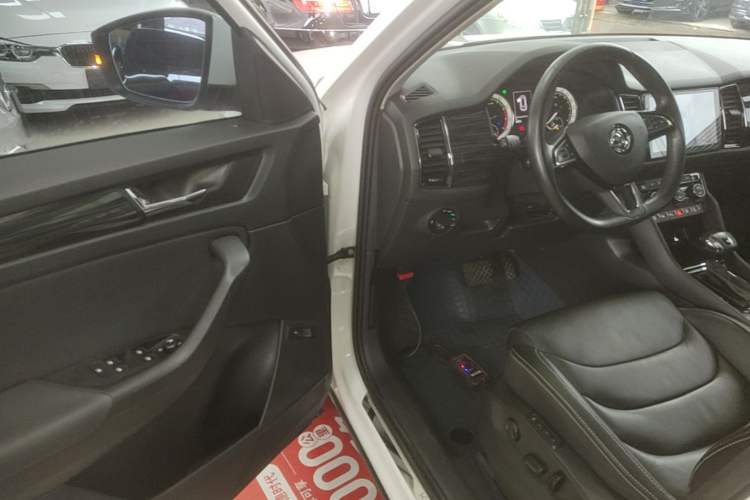 Used Skoda Kodiaq 2018 Restyled TSI330 7-Seater Two-Wheel Drive Luxury Tech Edition Driver Seat